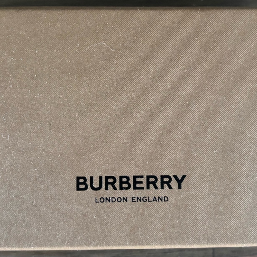 Burberry Eye glasses with prescription. Like new